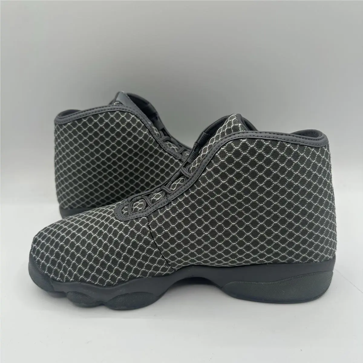 Nike shoes - Air Jordan Horizon - Air Horizon - 823583-003 - Gray 1