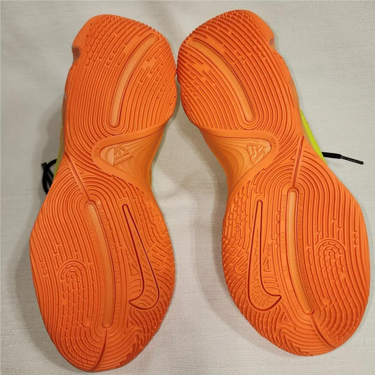 Nike shoes - Black 2