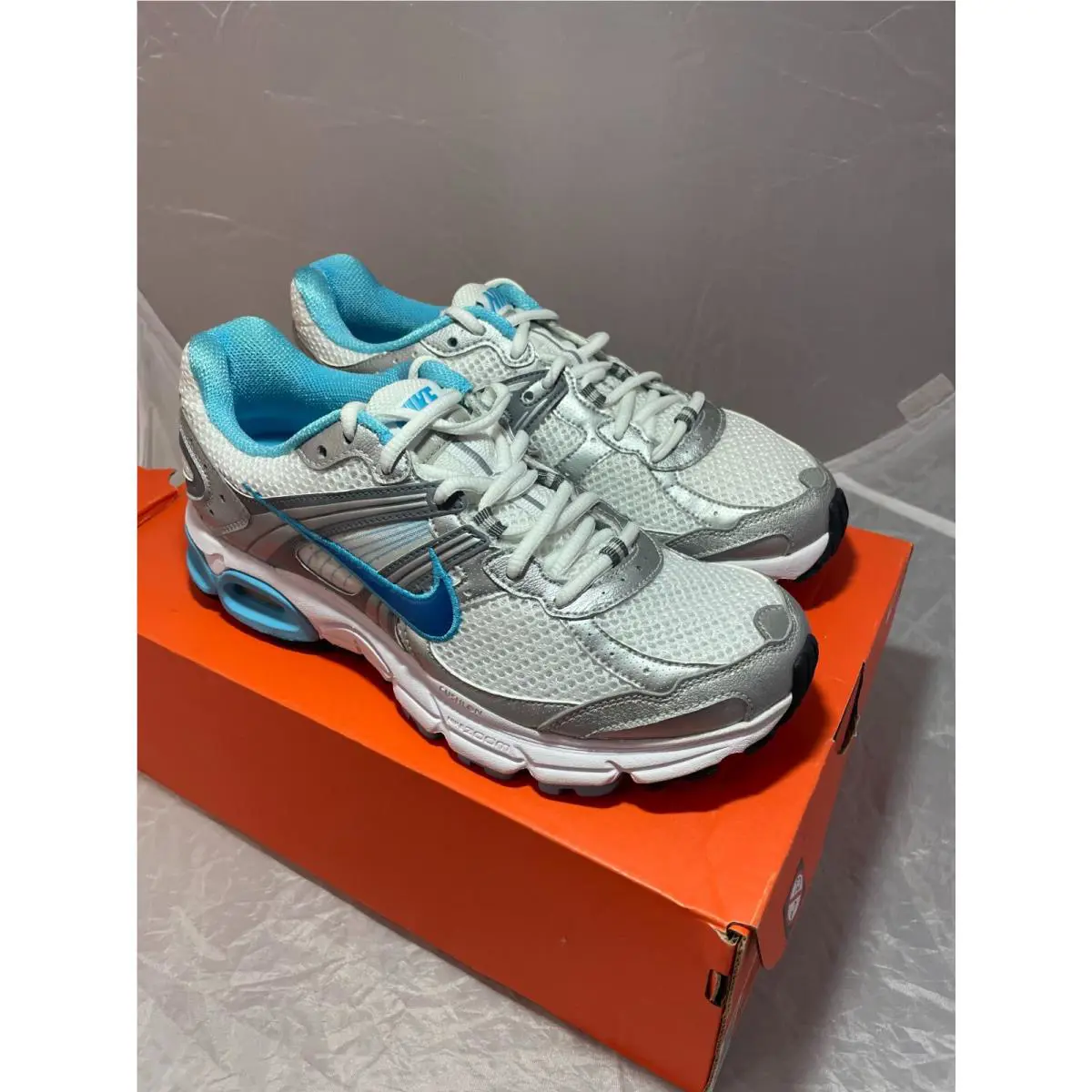 Nike shoes - Nike Air Max Moto - Air Max Moto - White 0