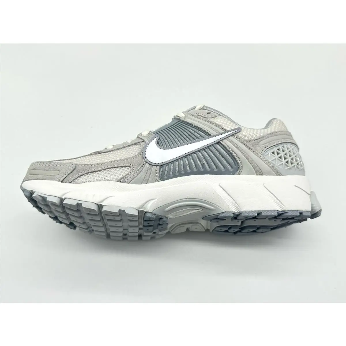 Nike shoes - Nike Air Zoom Vomero 5 - HM9728-002 - Grey (UPC: 197859045006) 3