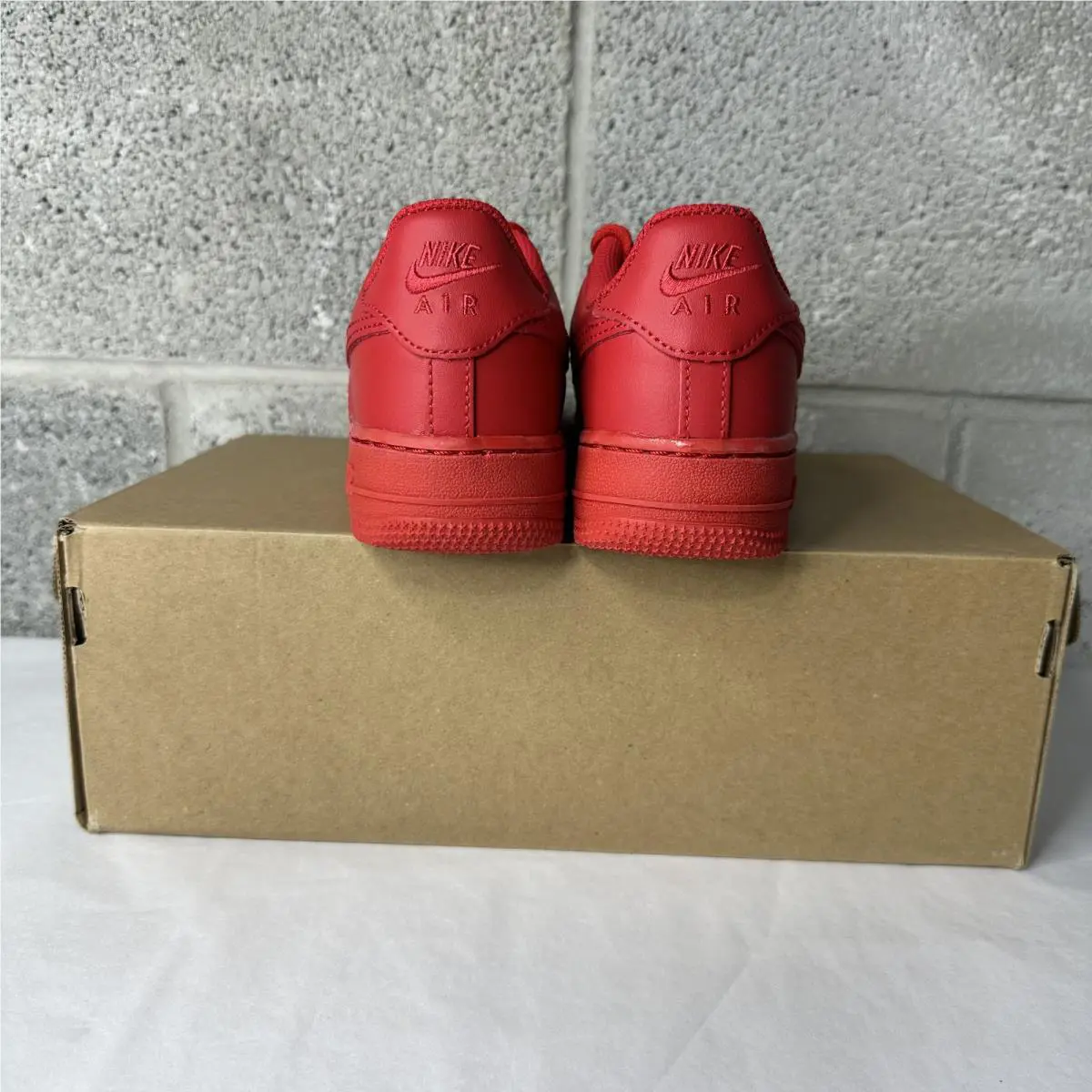 Nike shoes - Nike Air Force 1 LV8 GS - Red 2