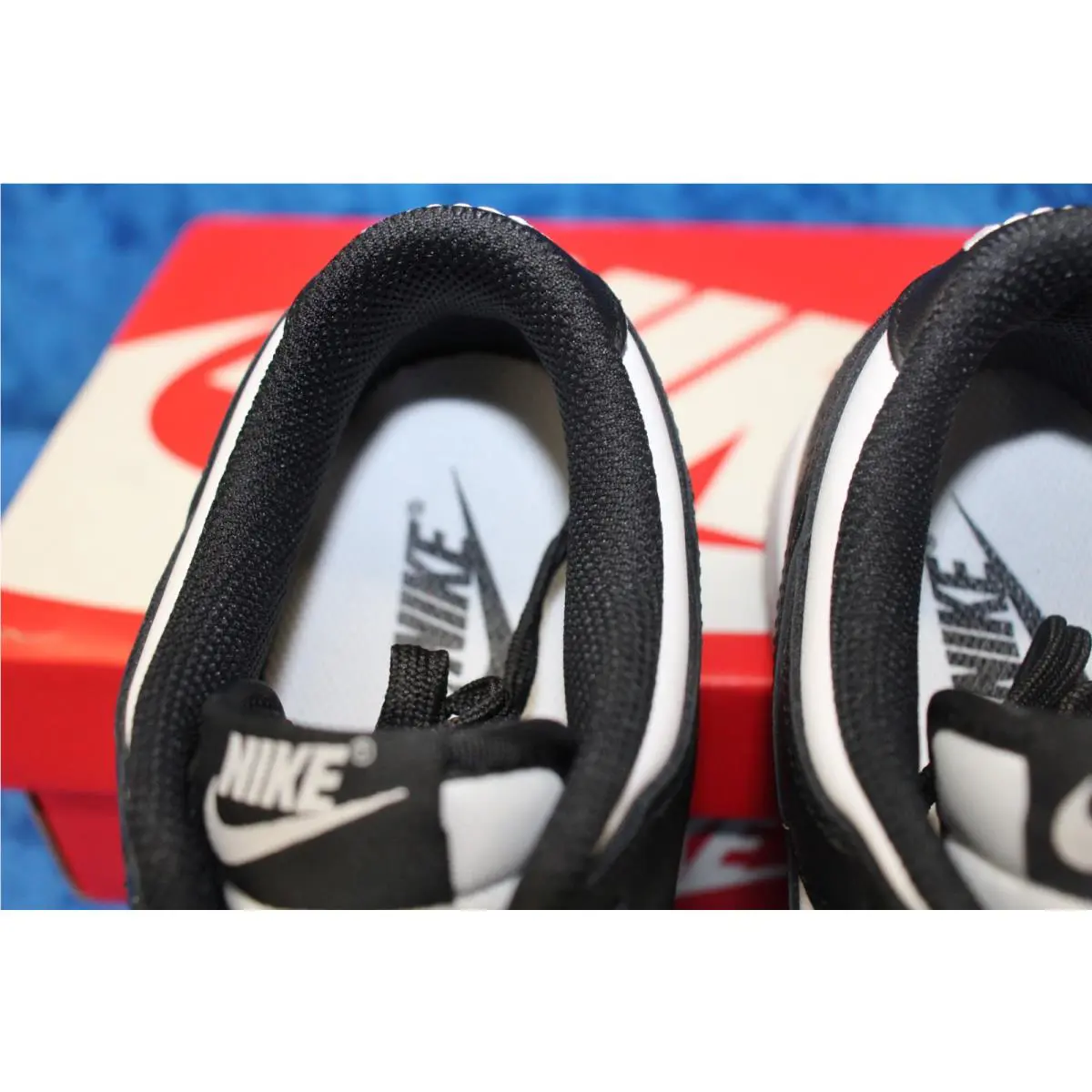 Nike shoes - Black 2