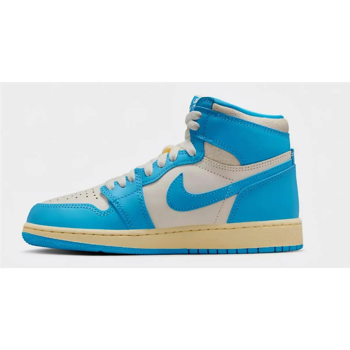 Nike Air Jordan 1 Retro High OG Unc FD1437 402 Powder Blue Nike Sz 5 Youth