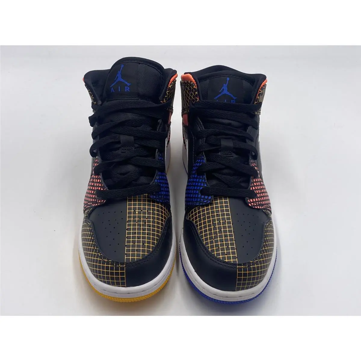 Nike shoes - Air Jordan 1 Mid GS - Black (UPC: 195238349851) 4