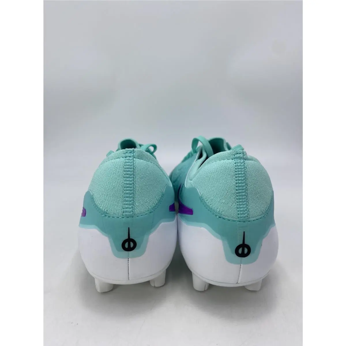 Nike shoes - Nike Legend - Legend - DV4332 300 - Hyper Turq/Black-Fuchsia Dream (UPC: 196969024932) 4