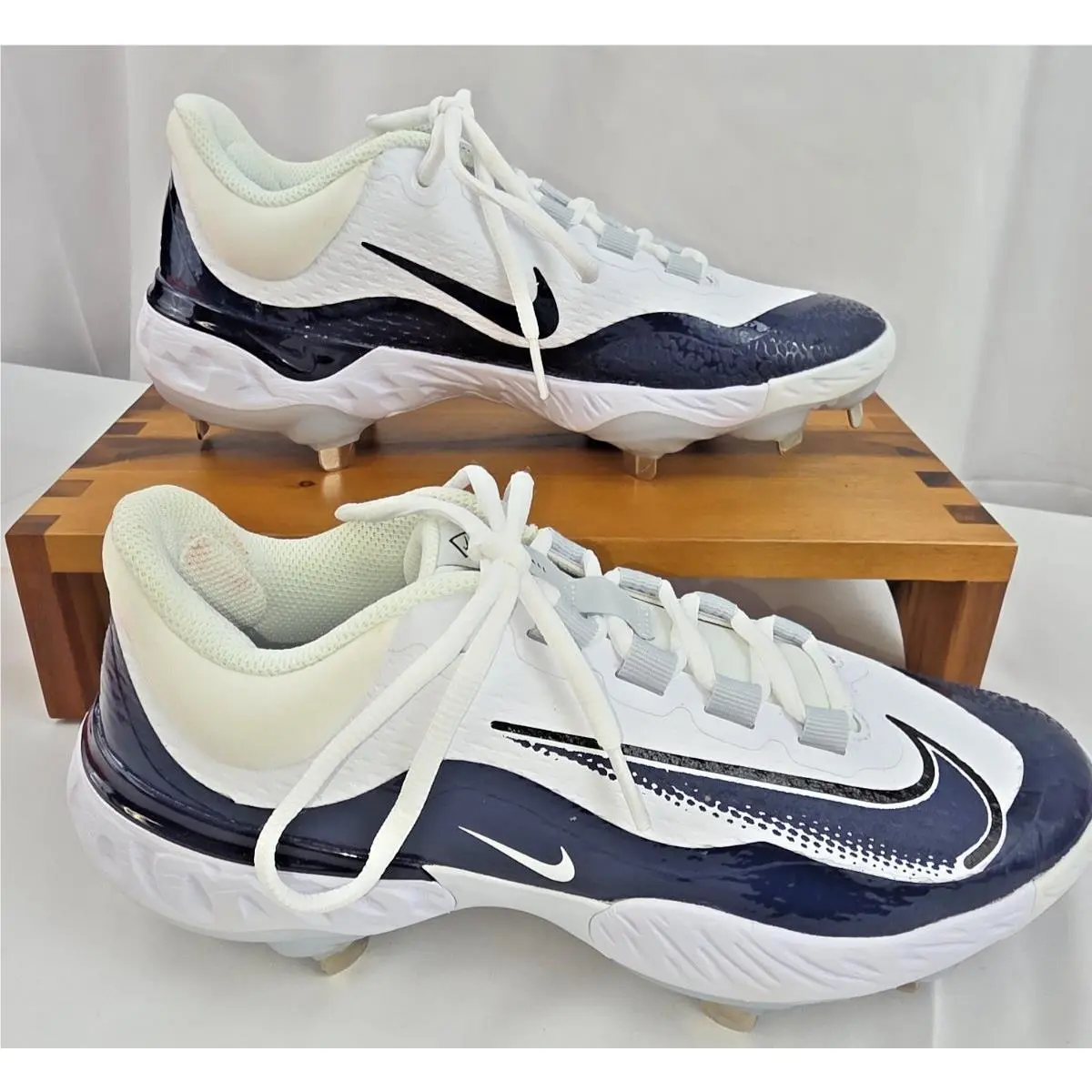Nike shoes - Nike Alpha Huarache Elite 4 - DR6851-101 - Blue 0