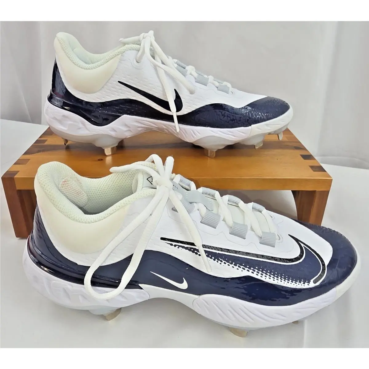 Nike shoes - Nike Alpha Huarache Elite 4 - DR6851-101 - Blue 1