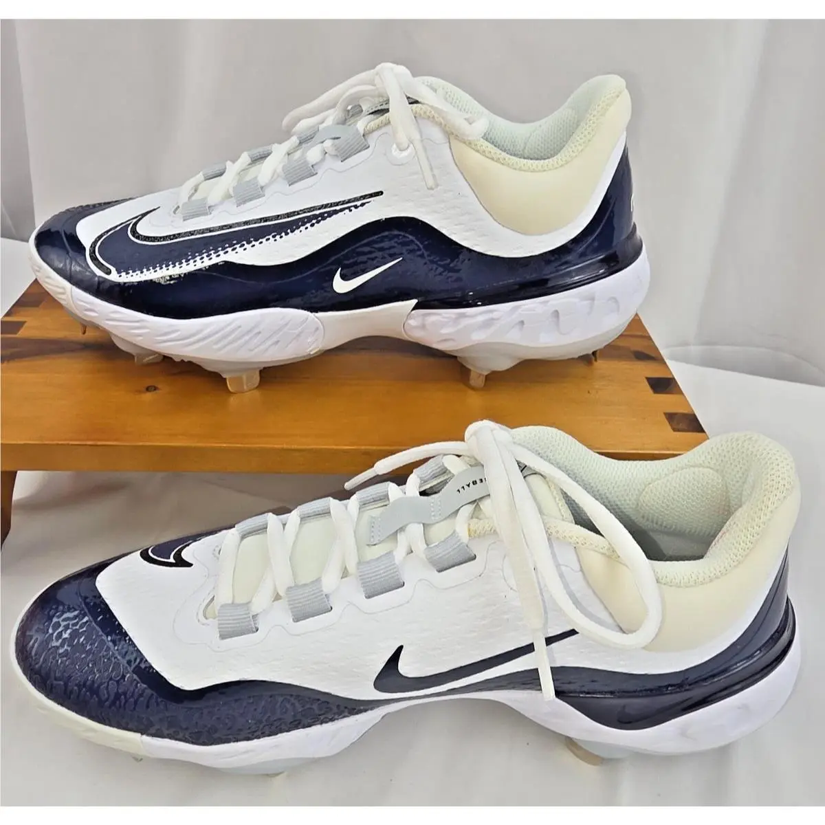 Nike shoes - Nike Alpha Huarache Elite 4 - DR6851-101 - Blue 2