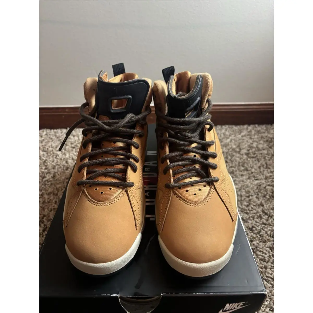 Nike shoes - Jordan MVP - MVP - DZ4475-200 - Flax/Baroque Brown/Black/Sanddrift 1