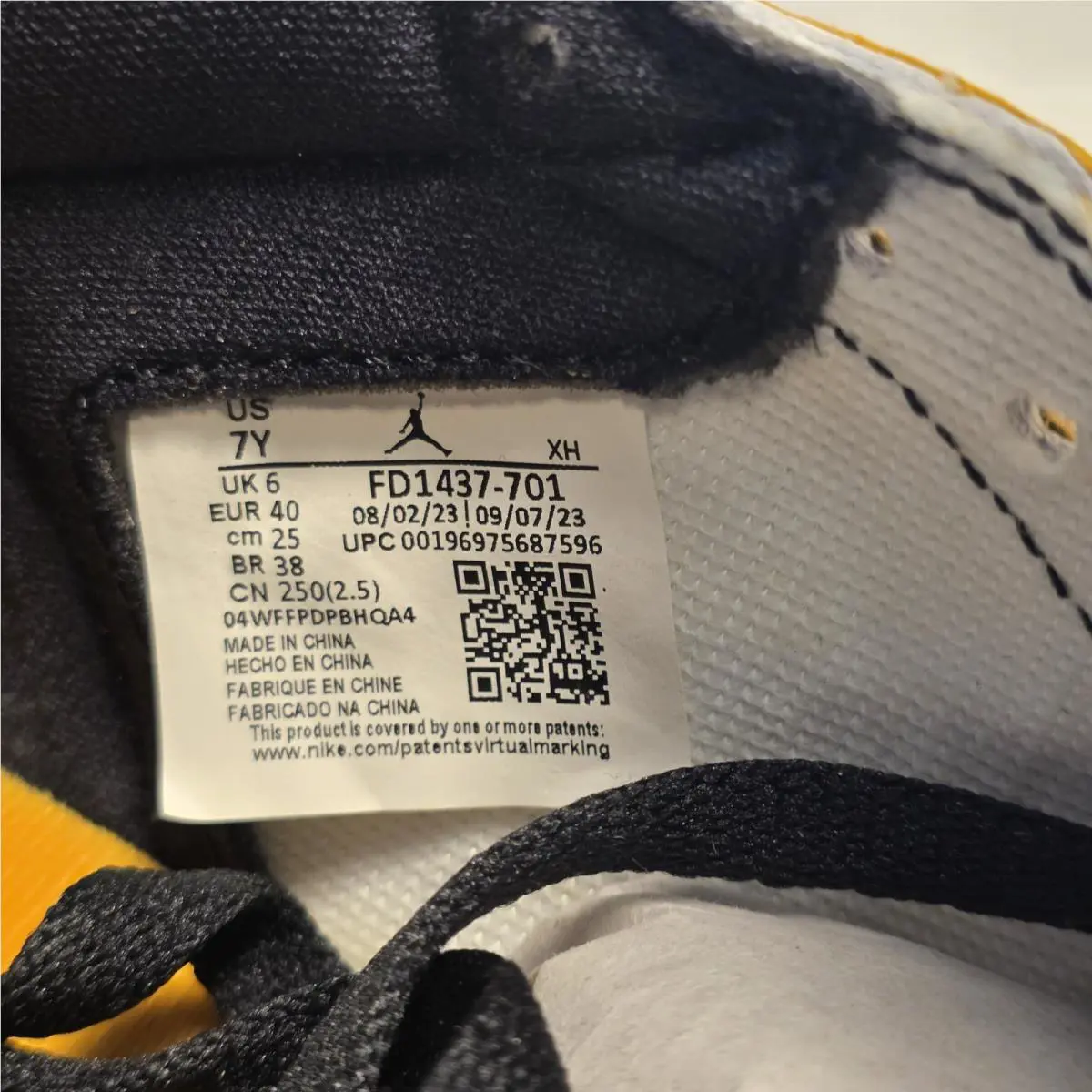Nike shoes - Air Jordan 1 - Air - Yellow 8