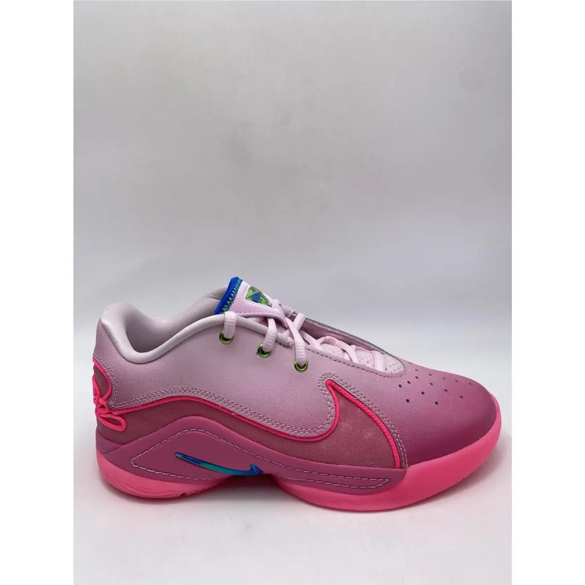 Nike shoes - Nike LeBron 4 - LeBron - HV8617 600 - Pink Foam/Photo Blue (UPC: 197860245389) 0