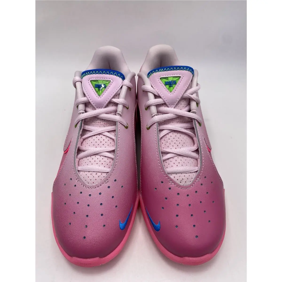 Nike shoes - Nike LeBron 4 - LeBron - HV8617 600 - Pink Foam/Photo Blue (UPC: 197860245389) 3