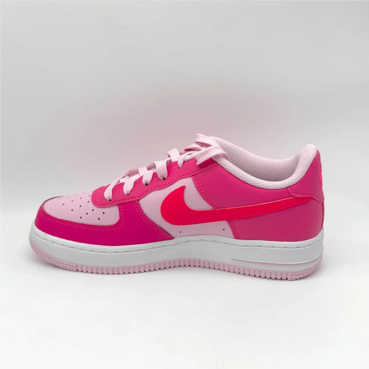 Nike shoes - Nike Air Force 1 Low - Pink (UPC: 198487624861) 4