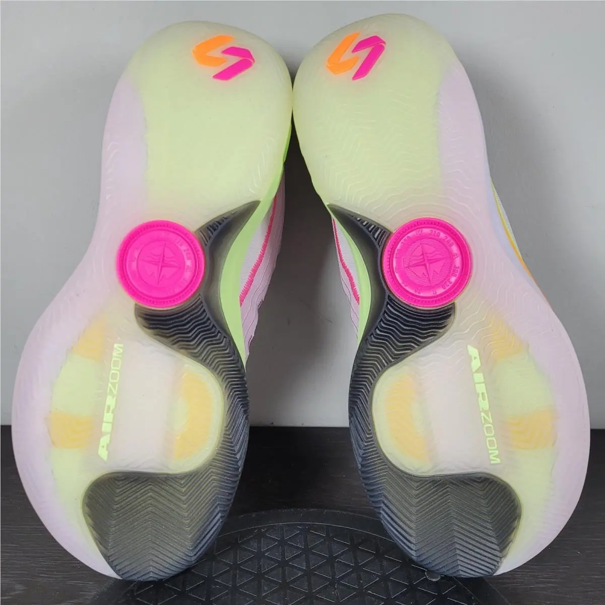 Nike shoes - Nike Jordan Luka 4 Gone - IB7903-600 - Pink 4