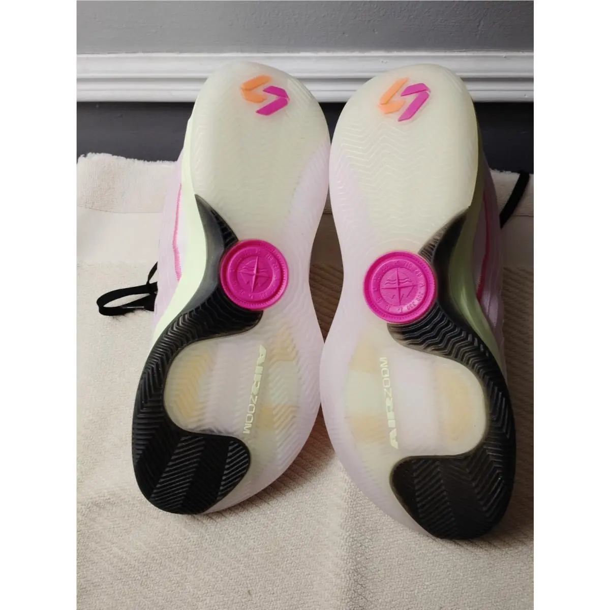Nike shoes - Jordan Luka 4 - Luka - IB7903-600 - Pink 1