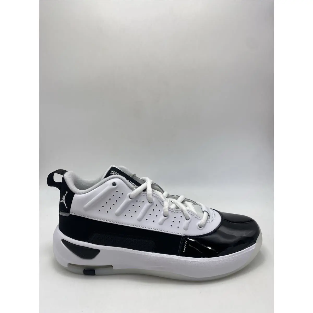 Nike shoes - Jordan Max Aura - Max Aura - HQ2091 100 - White/Black-Summit White (UPC: 198481116034) 0