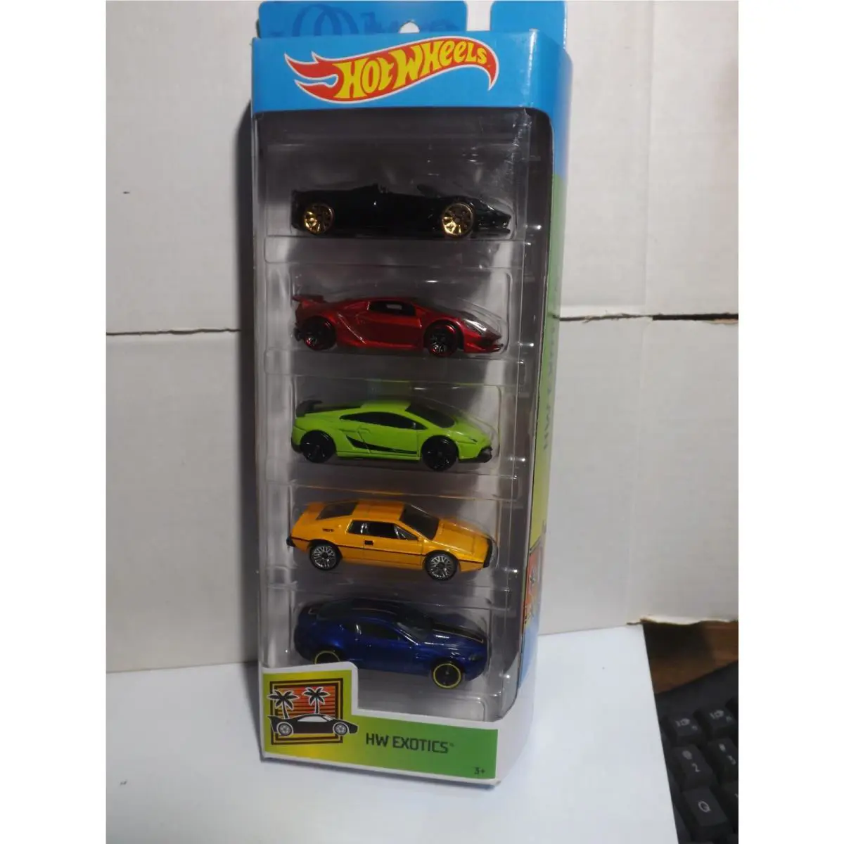 2019 Hotwheels 5 Pack HW Exotics Pagani Huayra-lamborghini Sesto Elemento Mor