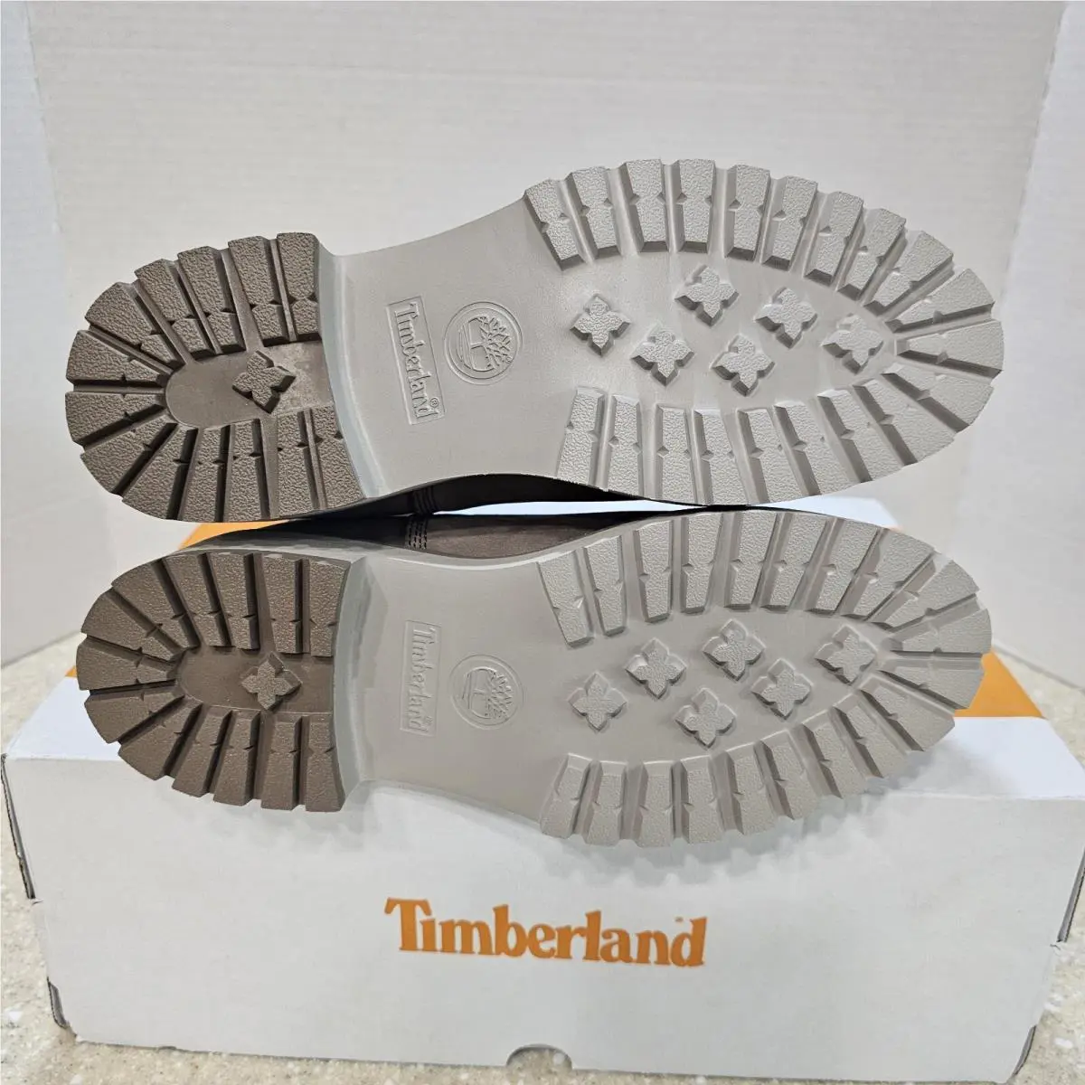 Timberland shoes - Timberland Carnaby Chelsea - Carnaby Chelsea - Brown 3