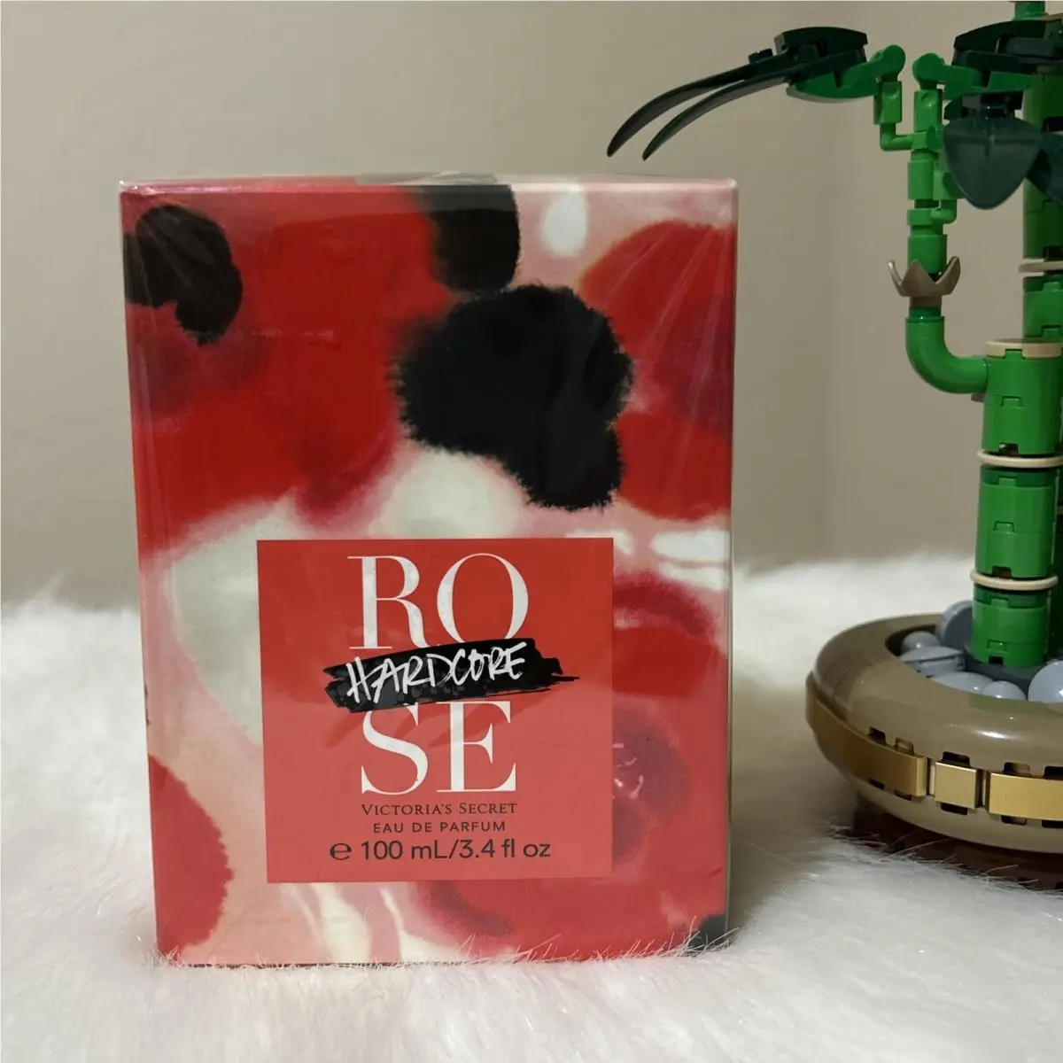 Victoria`s Secret Rose Hardcore Perfume Eau de Parfum 3.4oz/100ml