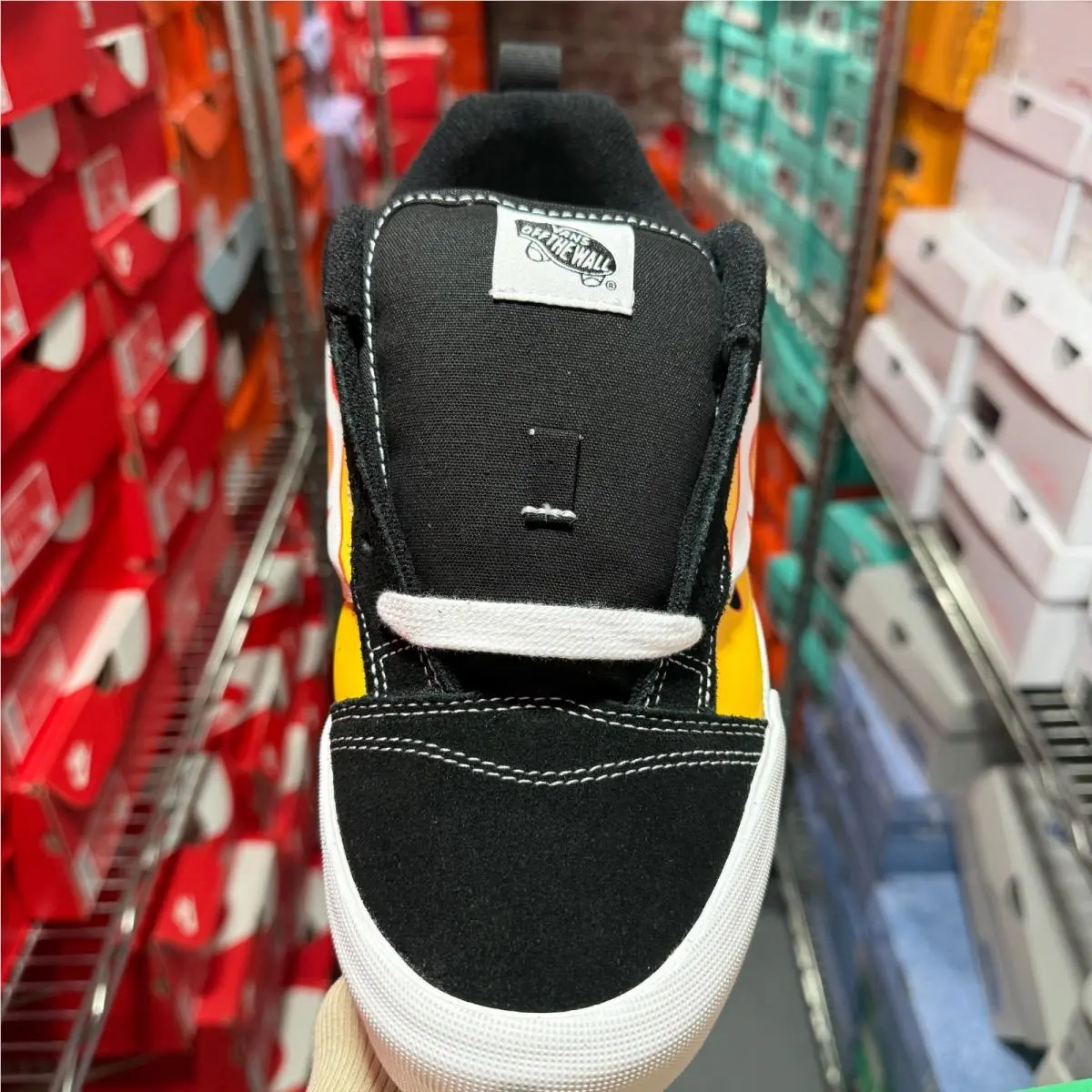 Vans shoes - VANS Knu Skool - Knu Skool - VN000EE6Y09 - Black 15