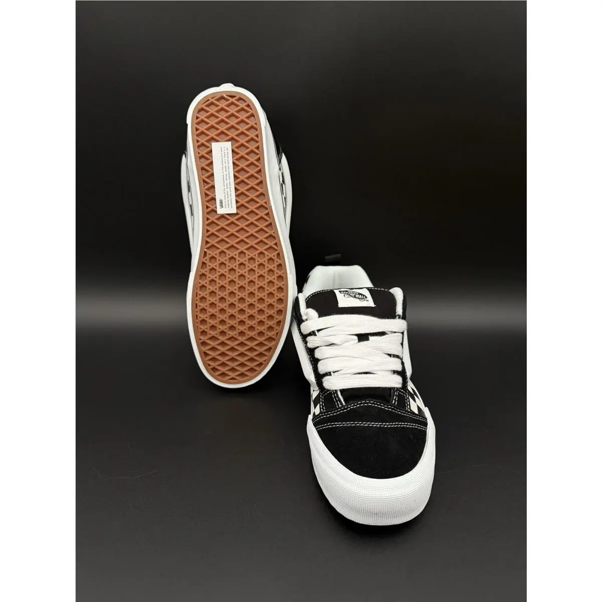 Vans shoes - VANS Knu Skool - Knu Skool - VN000D22BPB - Black 16