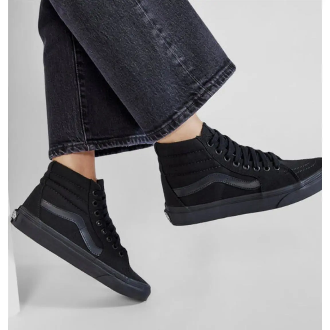 Vans shoes - VANS Sk8-Hi - VN000TS9BJ4 - Black 0
