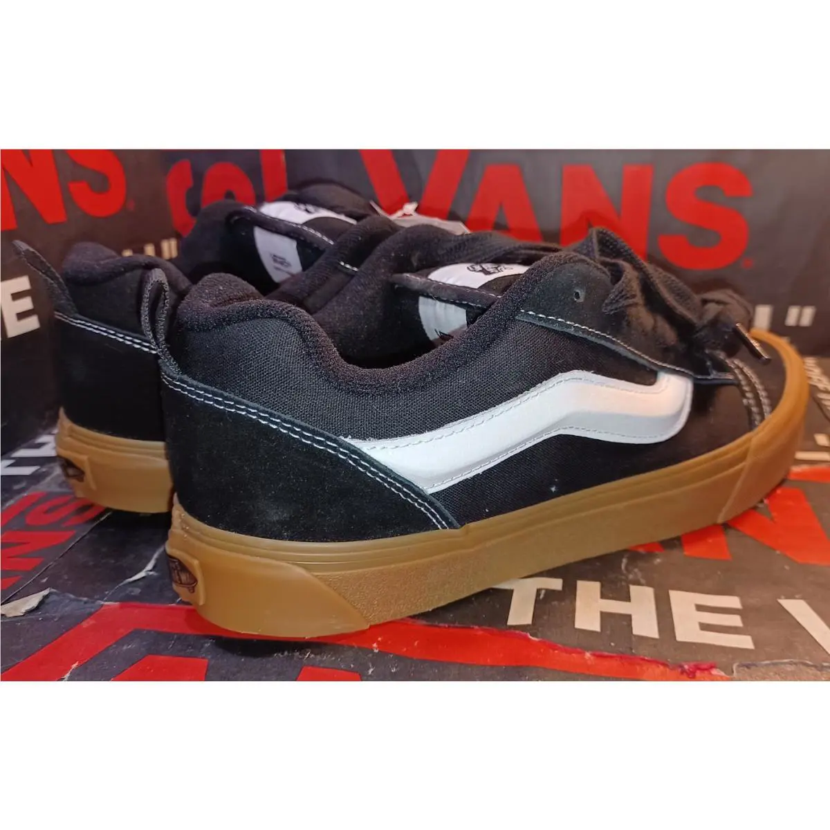 Vans shoes - VANS Knu-Skool - VN0009QCB9M - Black 1