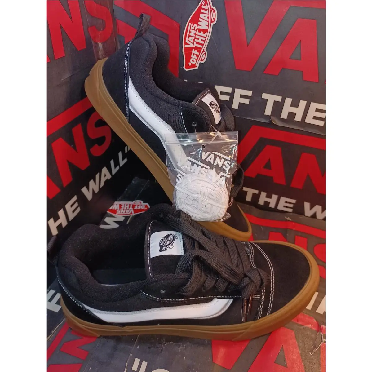Vans shoes - VANS Knu-Skool - VN0009QCB9M - Black 7
