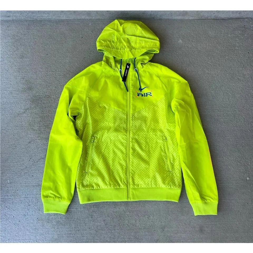 Nike clothing - Nike Catching Air Windrunner - Catching Air Windrunner - CW4708-389 CW4708 - Green 0