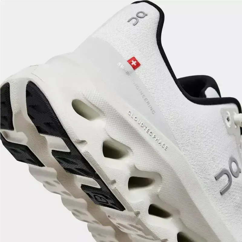 On-Running shoes - On Cloudnova - Cloudnova - 3WE10051145 3WE10053286 - Pearl/Ice 2