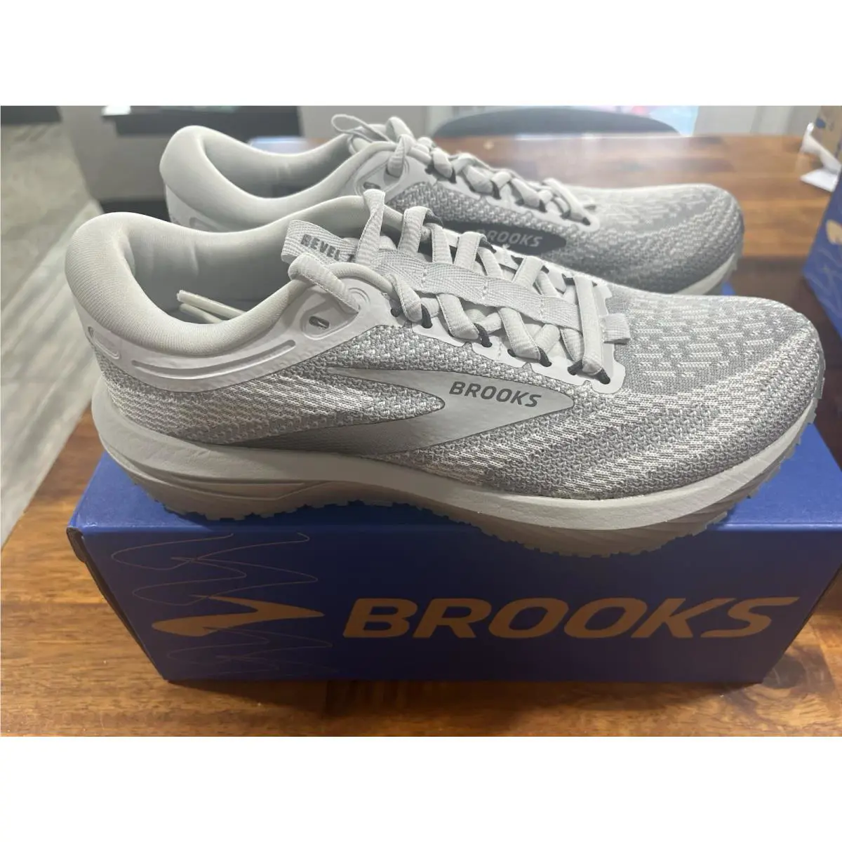 Brooks shoes - Brooks Revel 7 - Revel - 1204241B036 - Oyster Mushroom/Primer Gray (UPC: 0195394520668) 4
