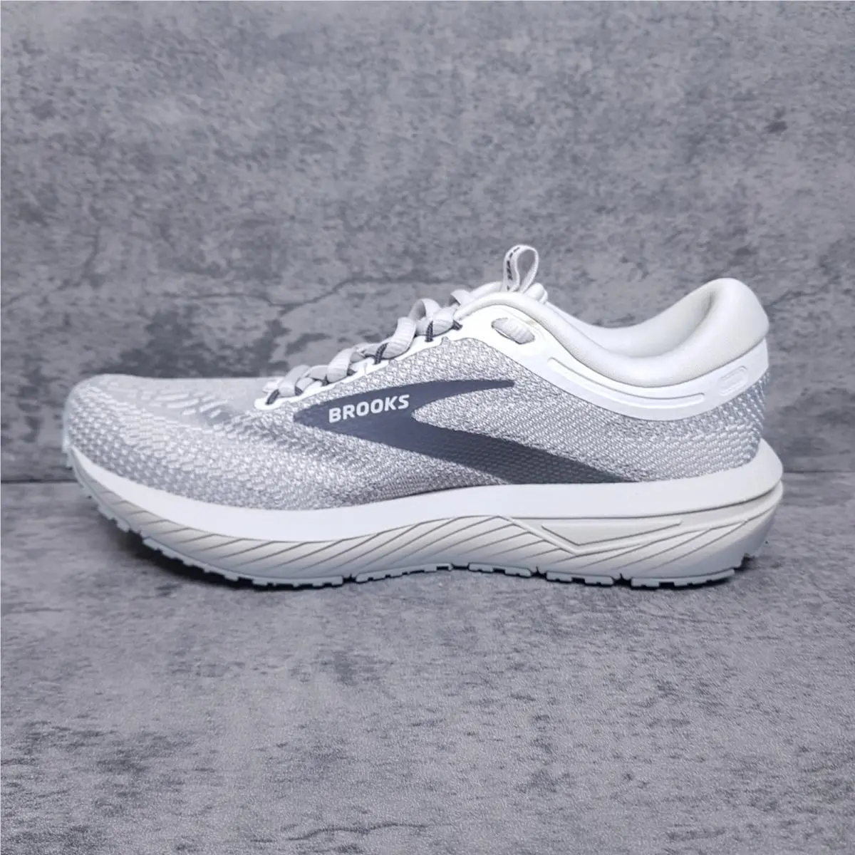 Brooks shoes - Brooks Revel 7 - Revel - 120424-1B-036 - Gray 0