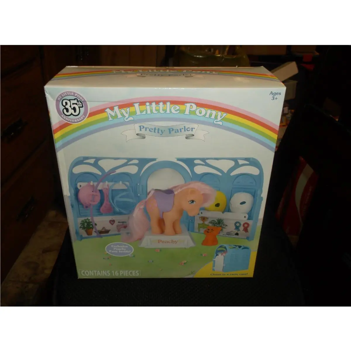 My Little Pony 35th Anniversary Pretty Parlor Playset Peachy Twinkles 2018