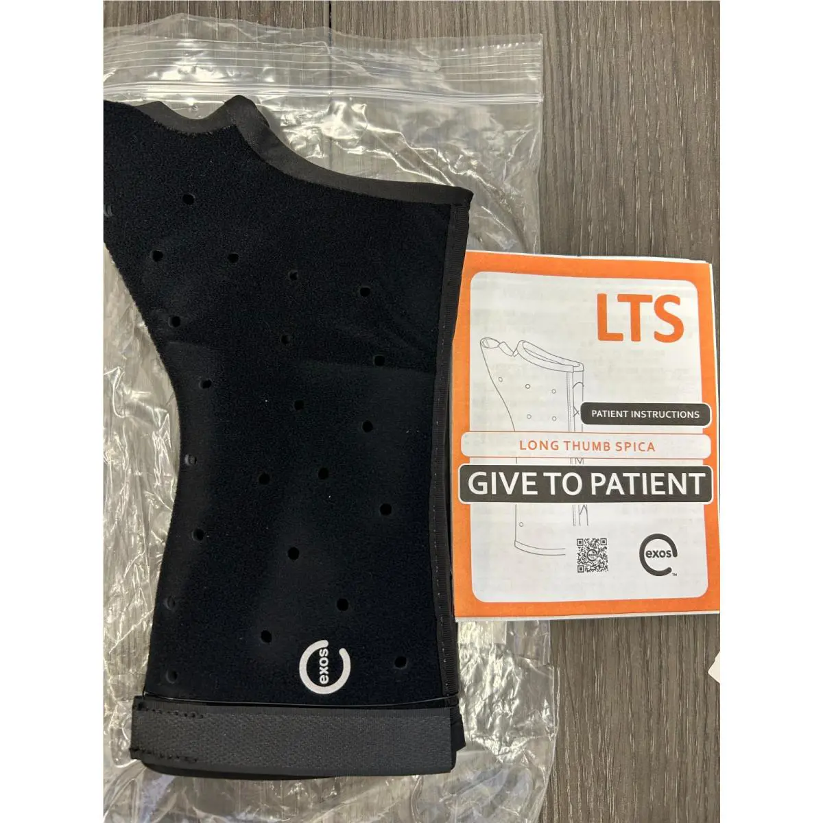 Djo Exos 230-62-1111 Long Thumb Spica Black Right Large