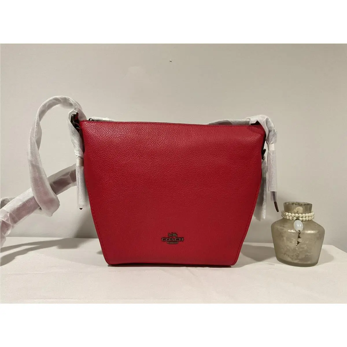 Coach 76359 Signature Duffle Pebble Leather Shoulder Crossbody Tan Red Apple