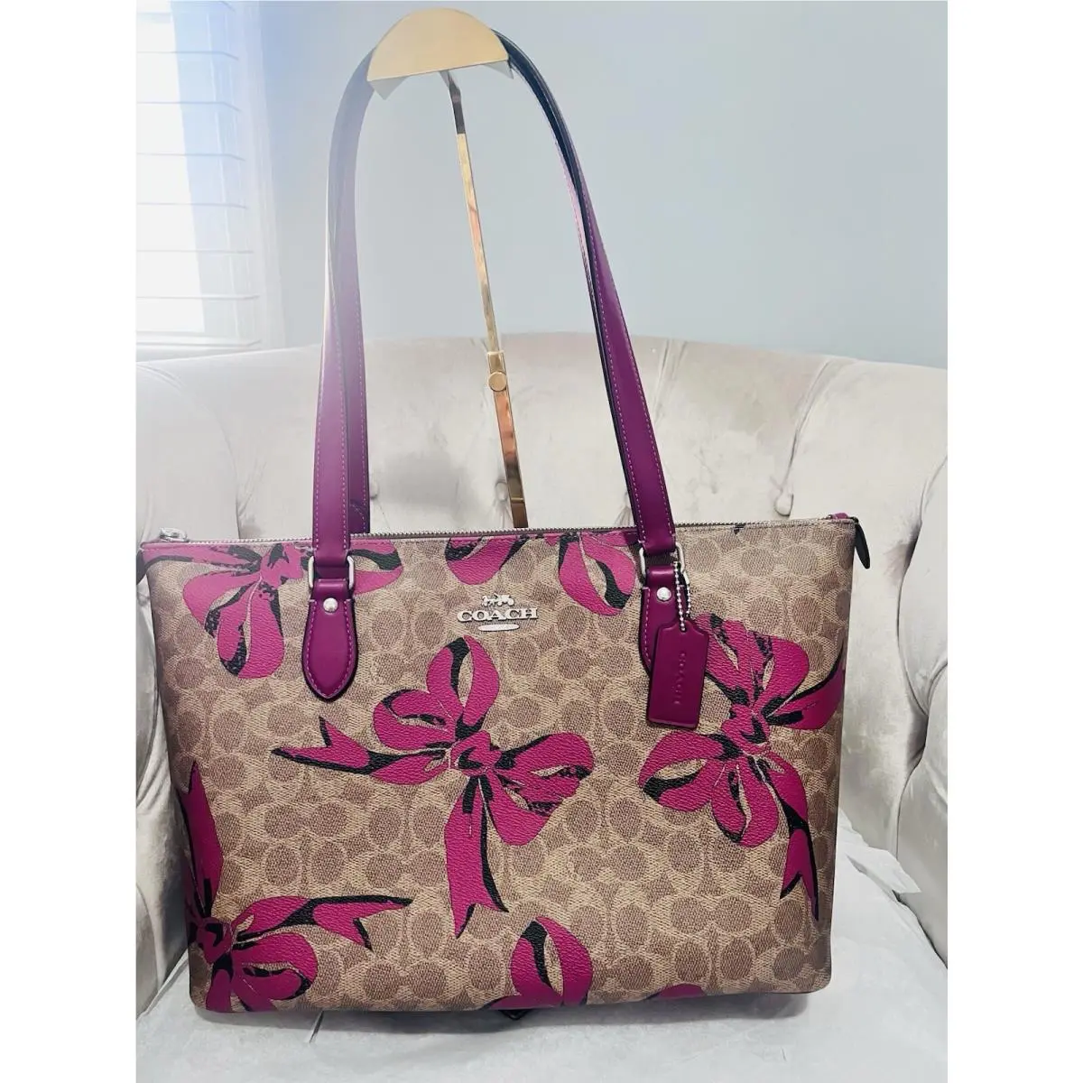 Coach Gallery Tote Bag Handbag Purse Signature Bow Print CZ174 Brown Pink