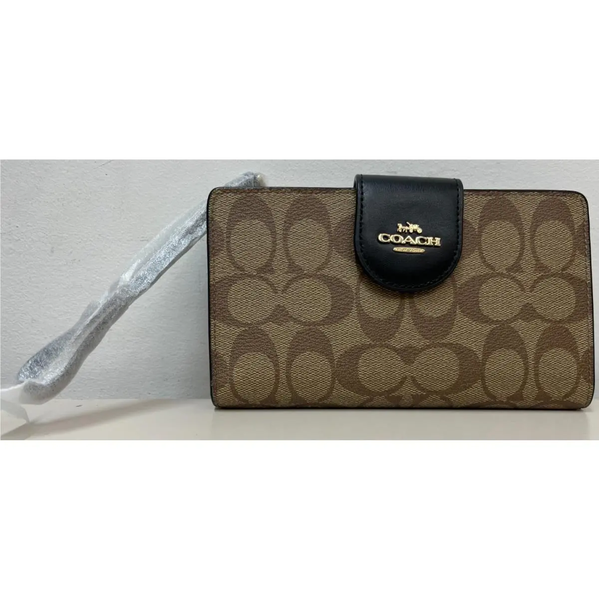 Coach Women`s Tech Wallet in Colorblock Signature Canvas Khaki - Black