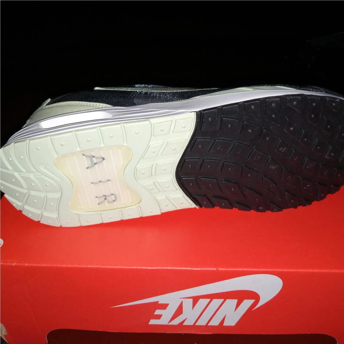Nike shoes - Nike Air Max Solo - Air Max Solo - DX3666-005 - Black (UPC: 196968977697) 2