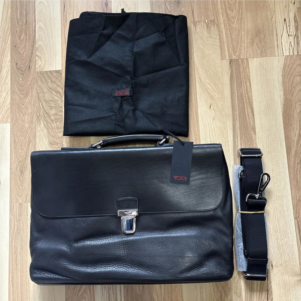 Leather Document Briefcase / Messenger Bag Black 94230D by Tumi