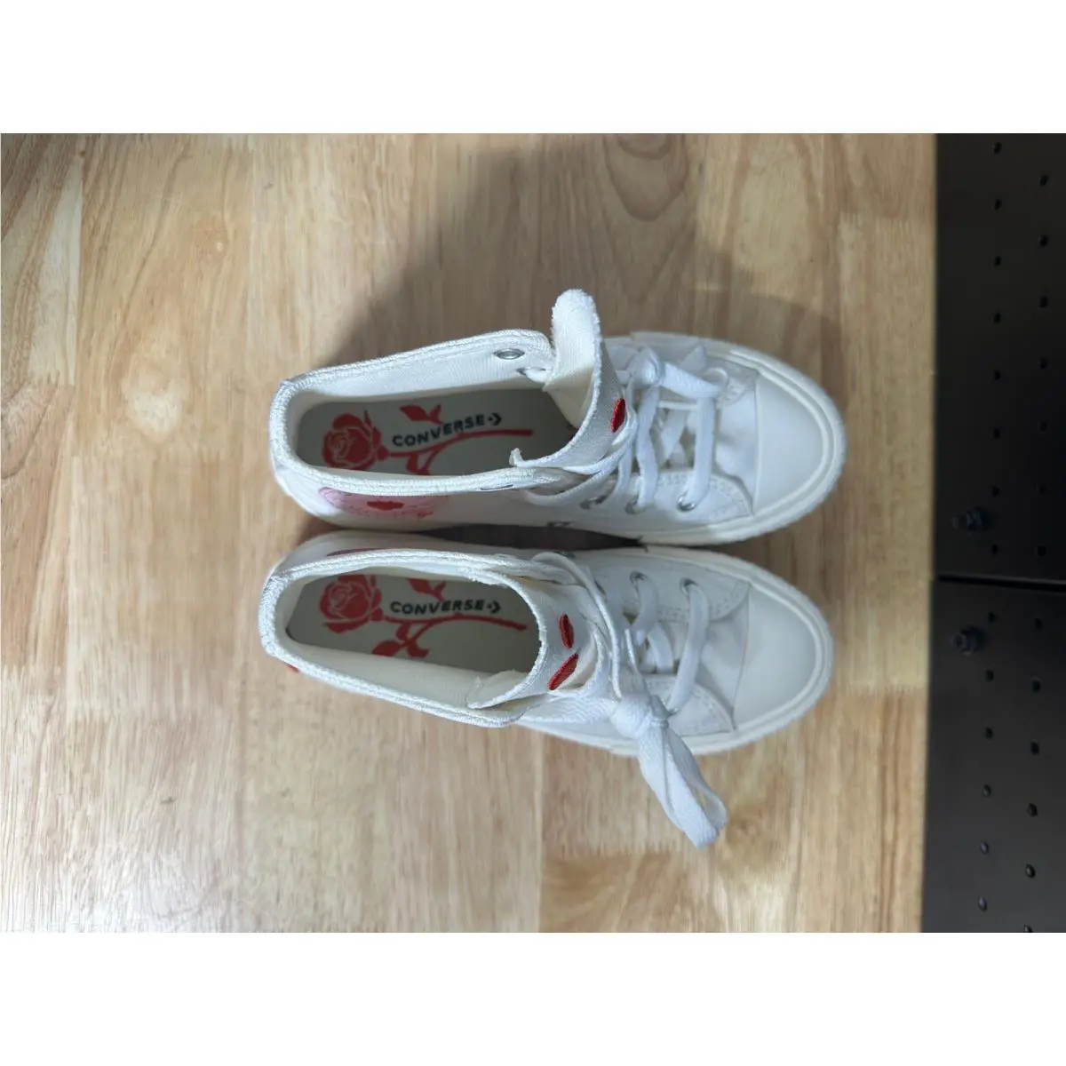 Converse shoes - White 6