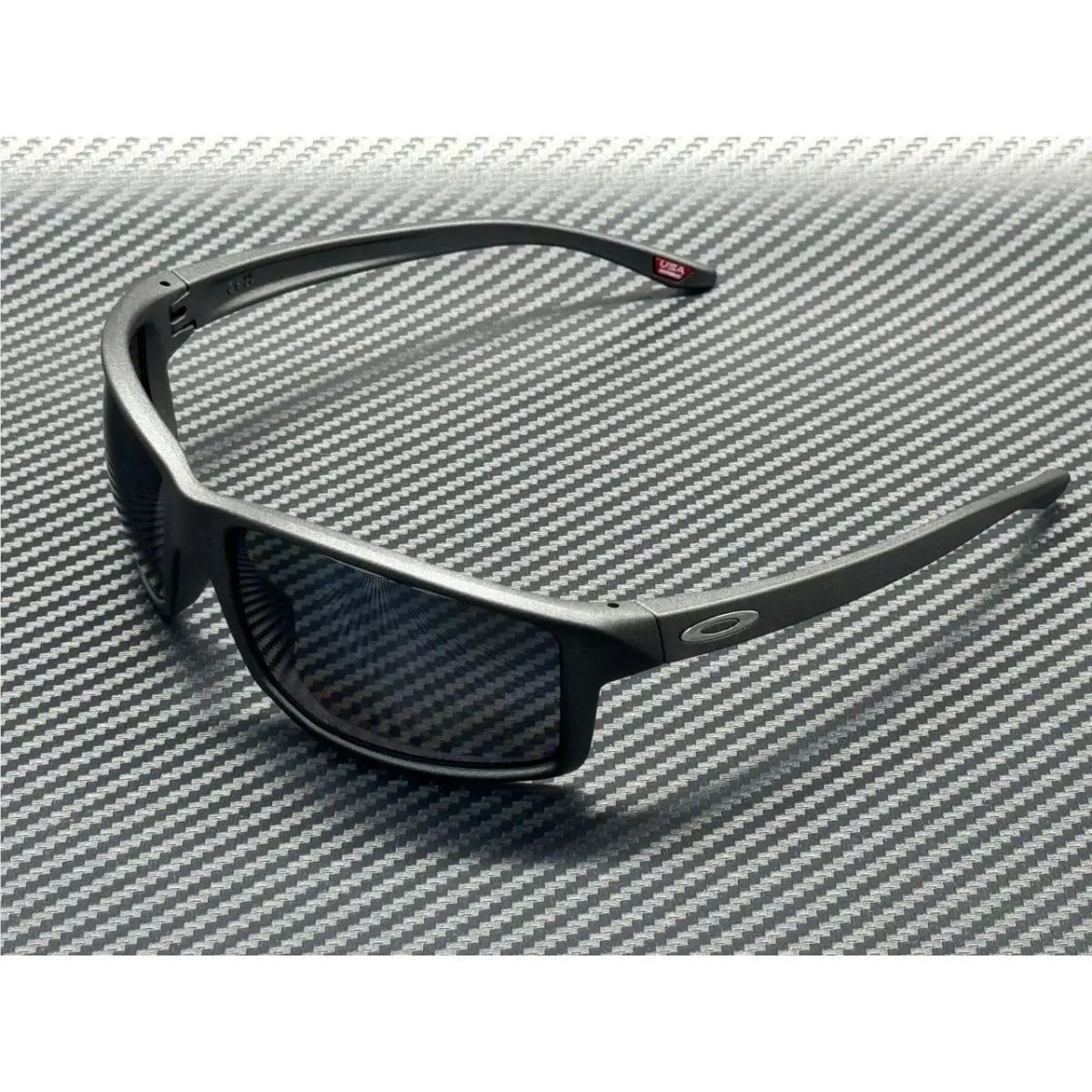Oakley OO9470 02 Matte Steel Black Prizm Polarized Men`s 62 mm Sunglasses