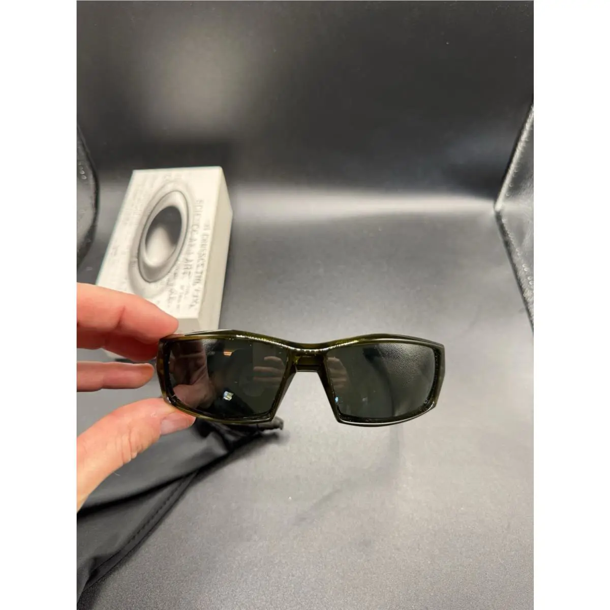 Oakley Canteen Gen 1 Olive W/dark Grey Lenses 12-725