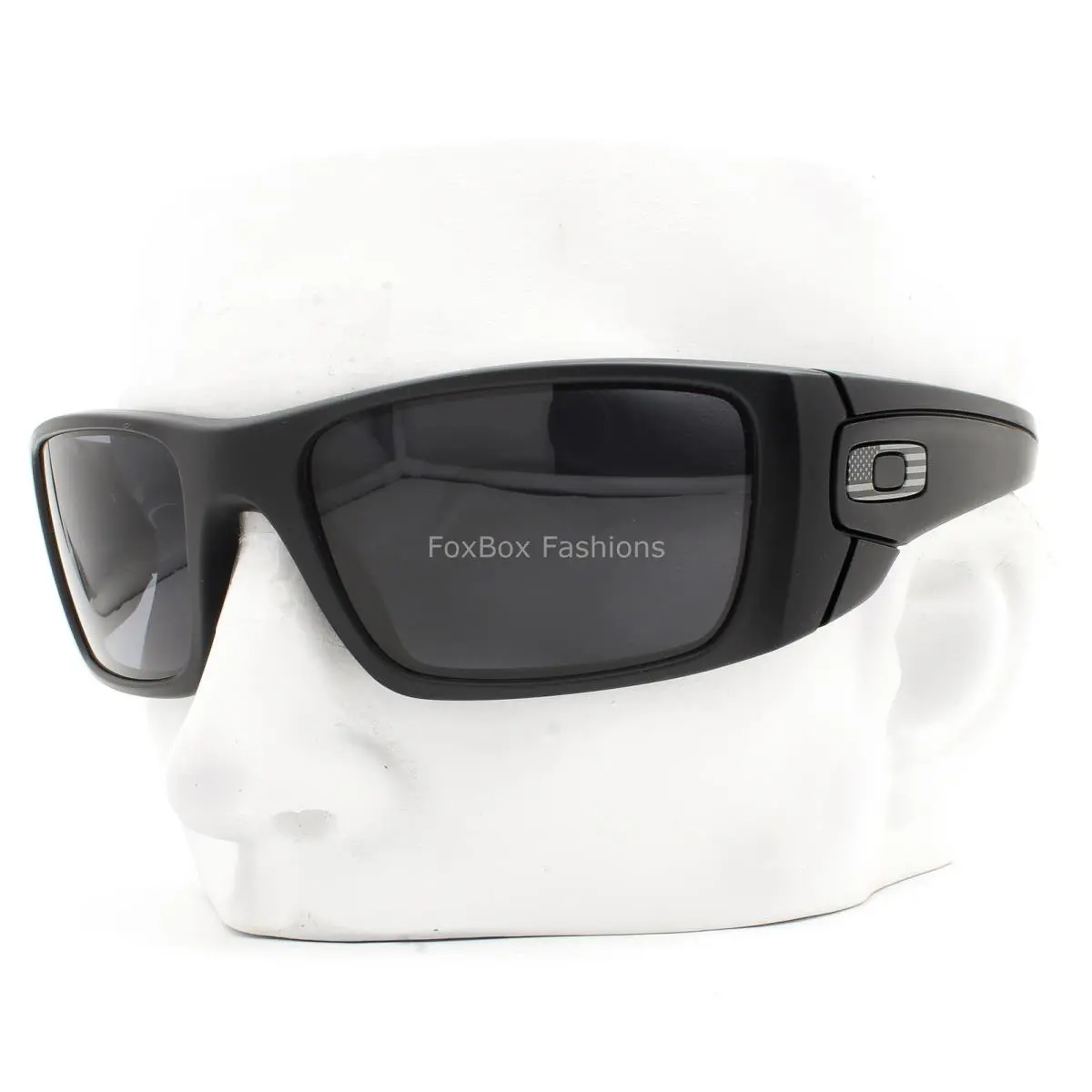 Oakley Fuel Cell Sunglasses Matte Black Gray Usa Flag OO9096-2960 with Pouch