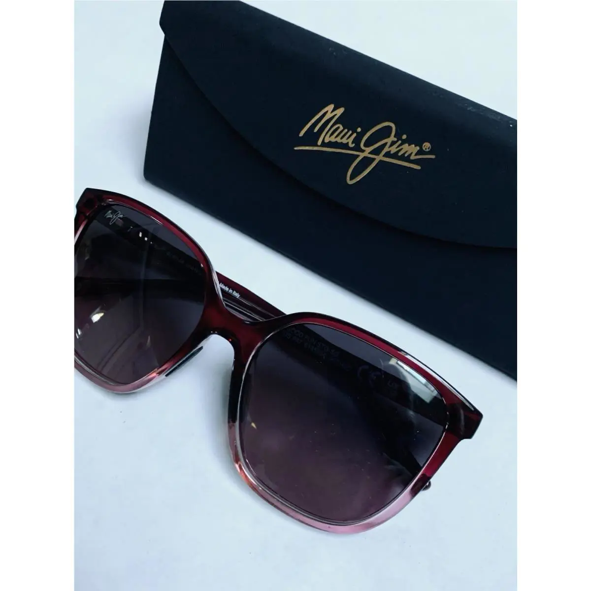 Maui Jim Sunglasses Good Fun Raspberry Fade Polarized MJ-861-09 Case Cloth