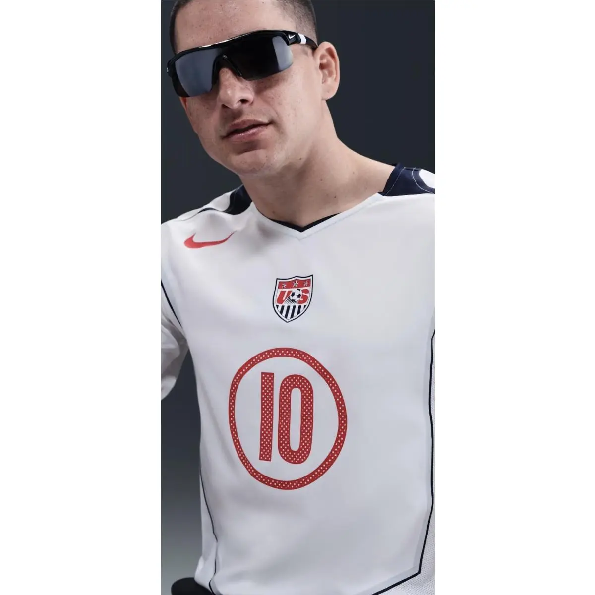 Nike clothing - White 1