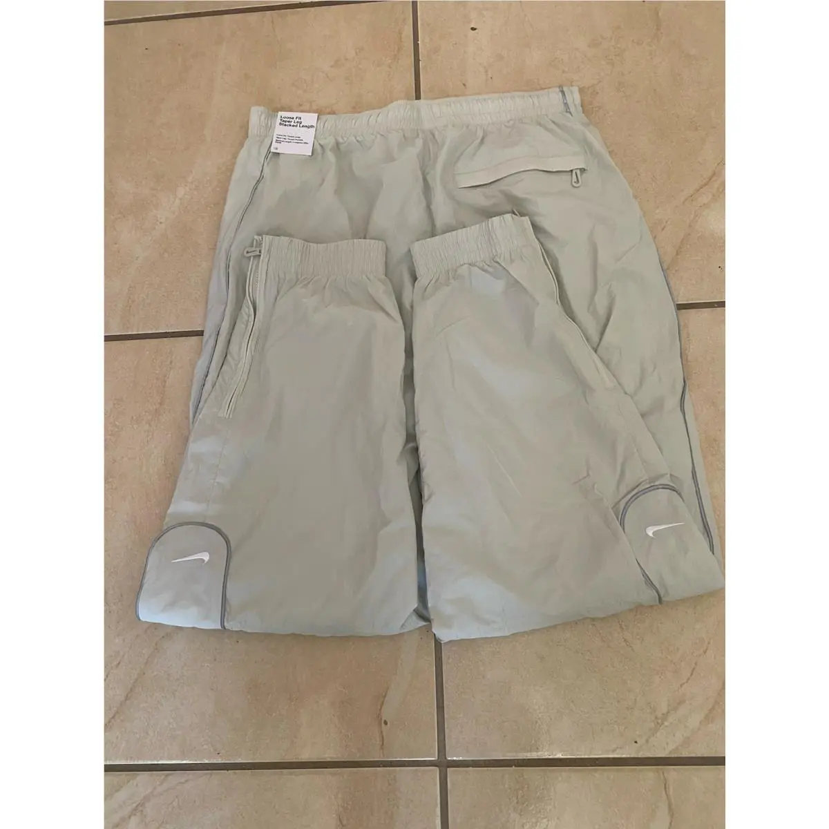 Nike clothing - Nike Solo Swoosh - Solo Swoosh - FB8620-072 - Light Bone (UPC: 197859230273) 3