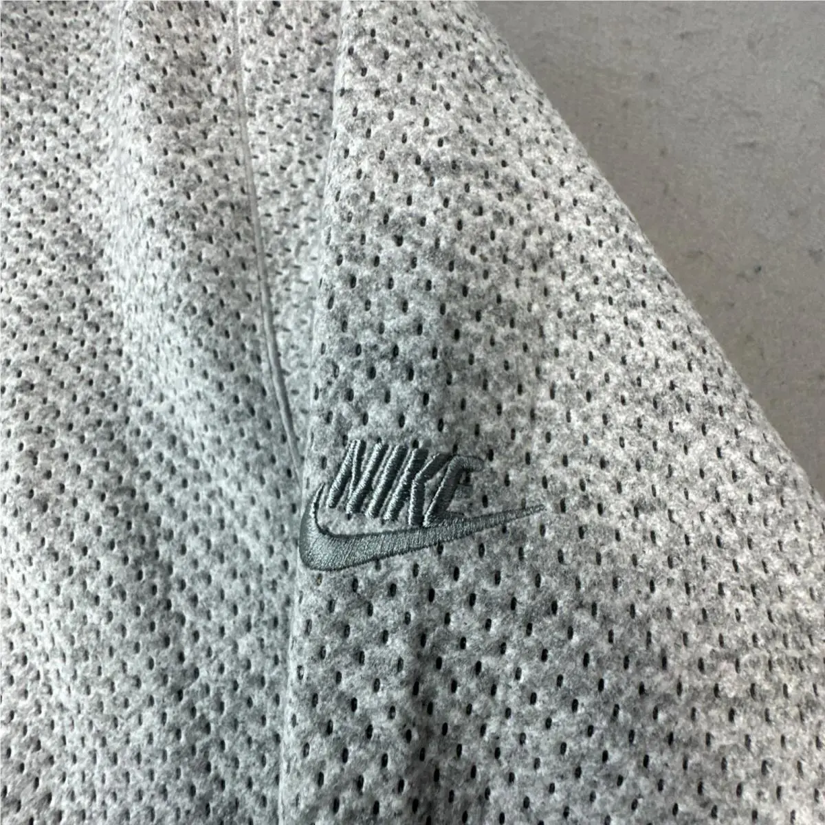 Nike clothing - Gray 3