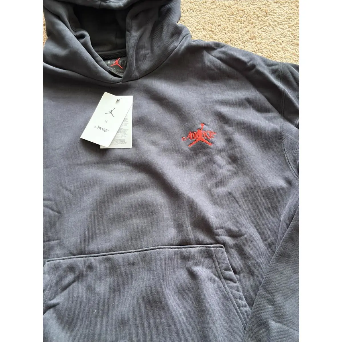 Nike clothing - Black (UPC: 0196976613235) 0