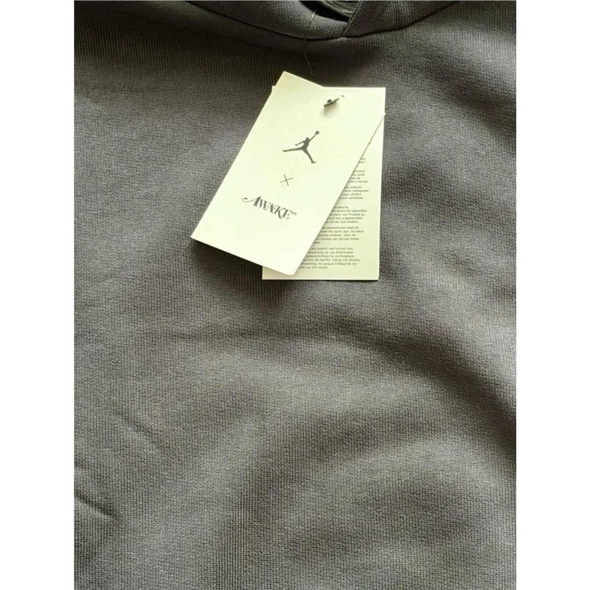 Nike clothing - Black (UPC: 0196976613235) 3