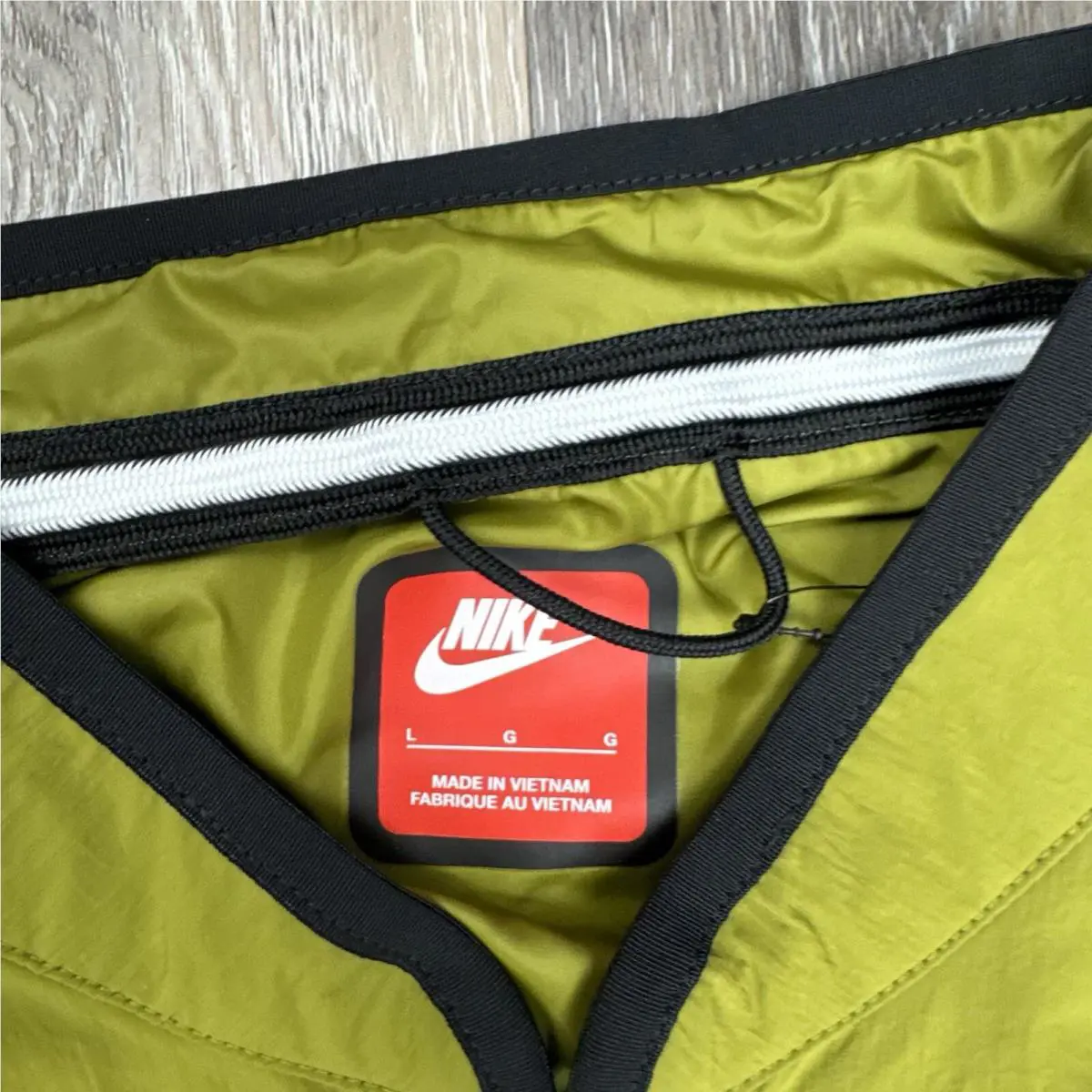 Nike clothing - FZ0748307 - FZ0748307 - Green (UPC: 0197600937246) 2